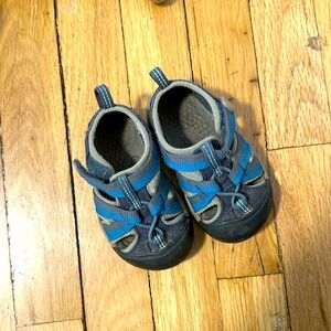 Size toddler 5 keens